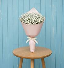 Букет цветов из:  Гипсофила в Михайловской Слободе