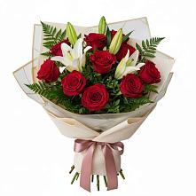 Букет цветов из:  Лилии и Розы #REPLACE_PRED# Михайловской Слободе