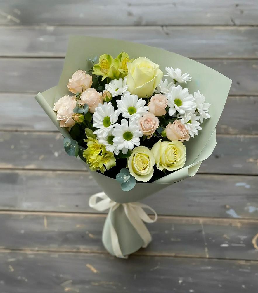 Букет цветов из: Альстромерии, Розы и Хризантемы в Михайловской Слободе