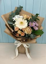 Букет цветов из:  Герберы и Хризантемы в Михайловской Слободе