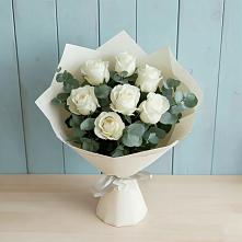 Букет Белые розы в Эвкалипте в Михайловской Слободе